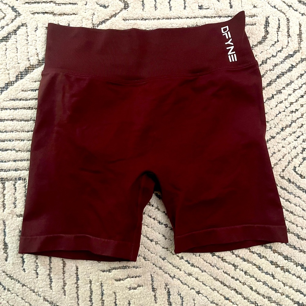 DFYNE Dynamic Shorts 4.5’ SM